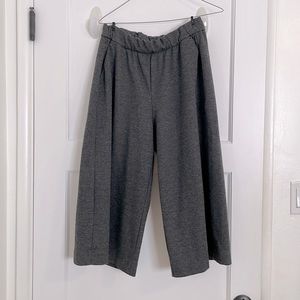 Wide leg, cropped trouser GAP